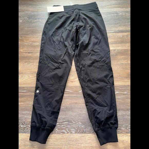 Lululemon Dance Studio Jogger Mid-Rise 28” Black Size 8 NWT - Picture 3 of 7